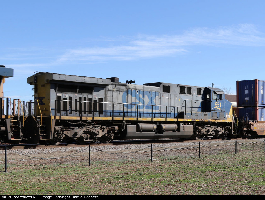 CSX 551